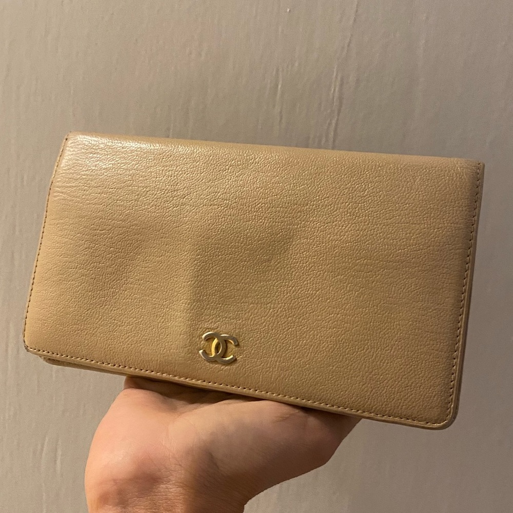 Chanel leather long wallet - 100% authentic